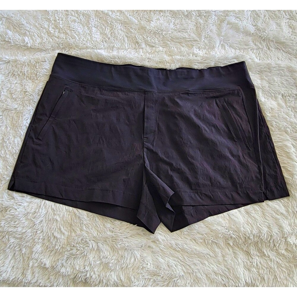 Athleta Trekkie North Short Womens Activewear Black Sz 26 Plus Size 3X Hiking